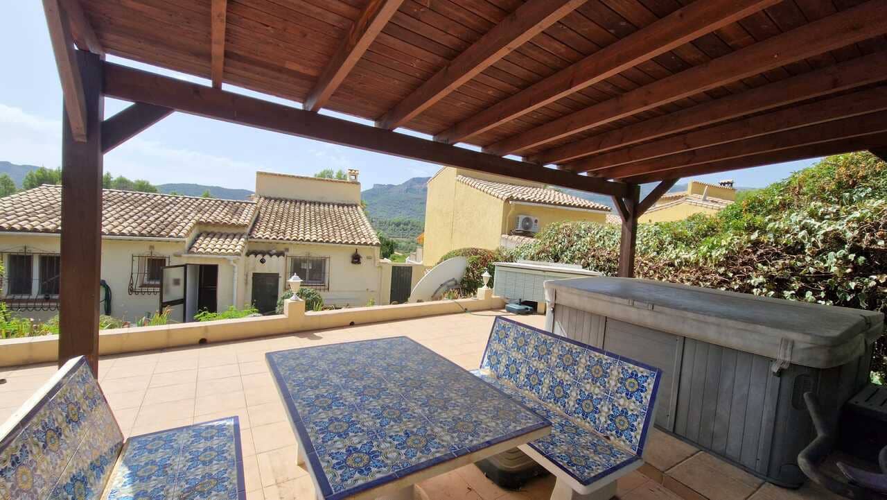 2 sovrum Villa till salu i Alcalali / Alcanali - 295 000 € (Ref: 10039980)