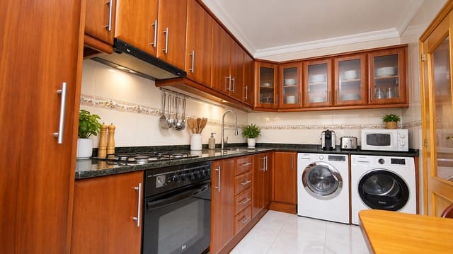 5 bedroom Townhouse for sale in Benidoleig - € 290,000 (Ref: 10098628)