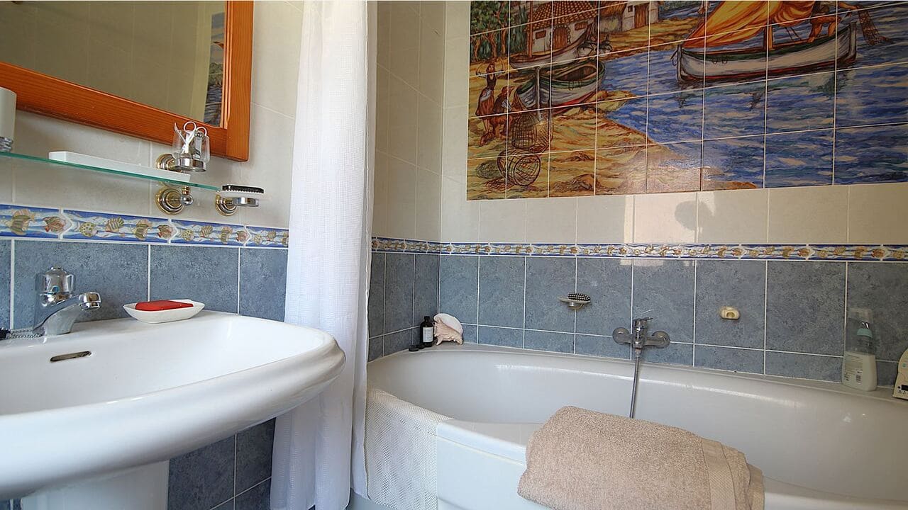 5 bedroom Townhouse for sale in Benidoleig - € 290,000 (Ref: 10098628)