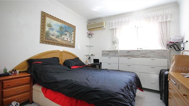 5 bedroom Townhouse for sale in Benidoleig - € 290,000 (Ref: 10098628)