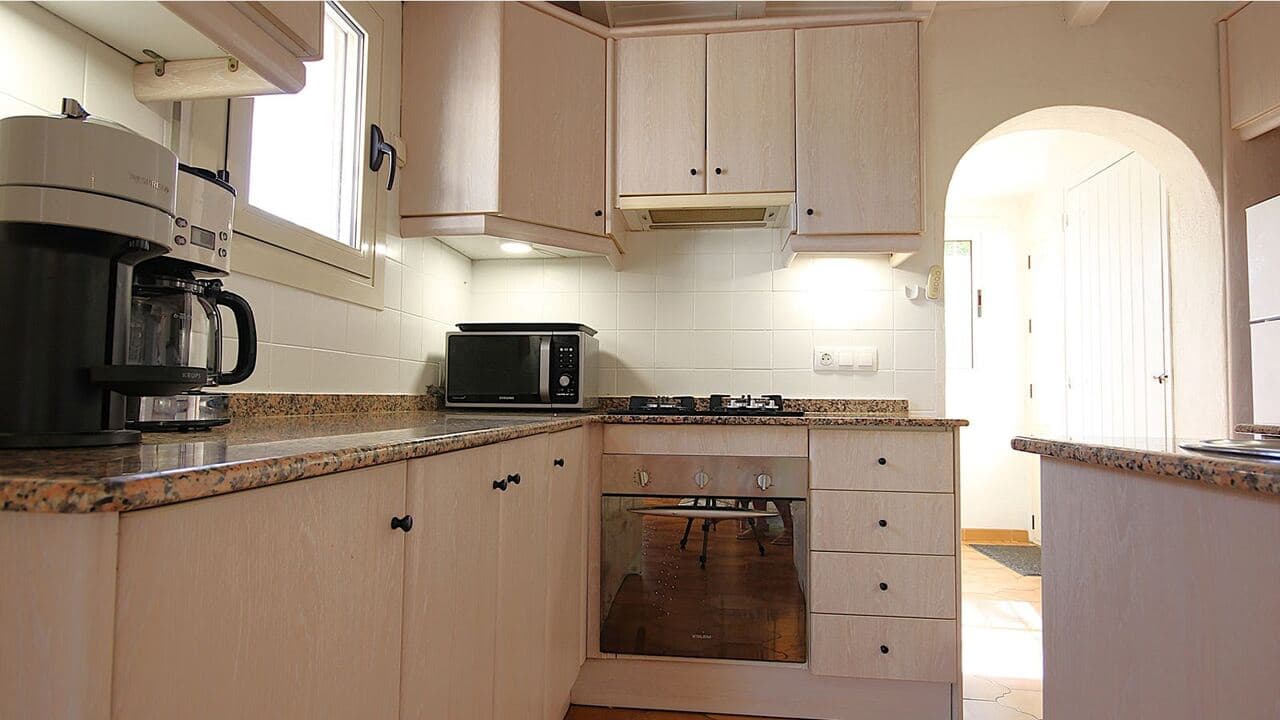 2 quarto Moradia para venda em Orba com piscina garagem - 425 000 € (Ref: 10118135)
