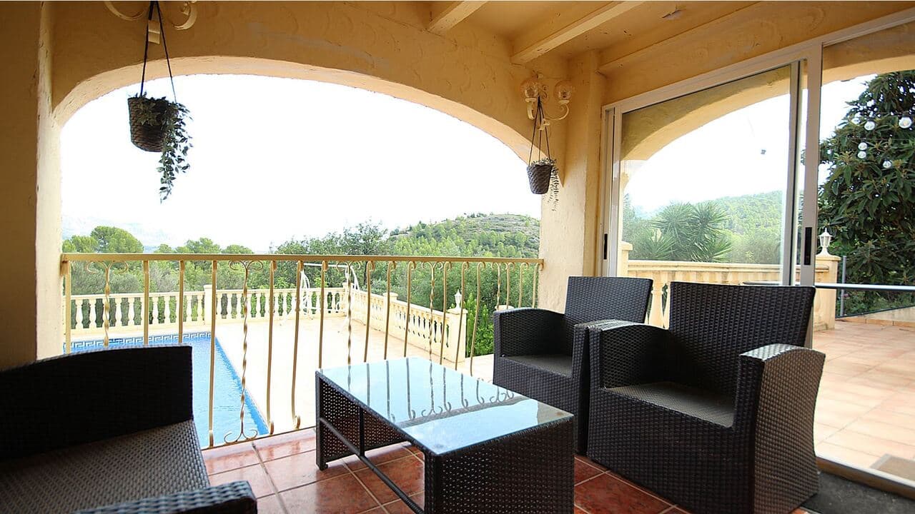 2 quarto Moradia para venda em Orba com piscina garagem - 425 000 € (Ref: 10118135)