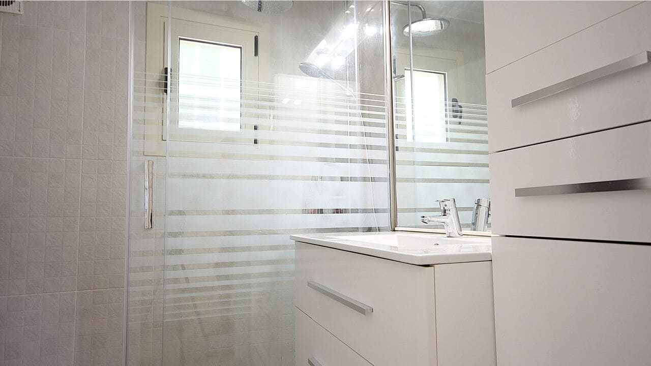 2 quarto Moradia para venda em Orba com piscina garagem - 425 000 € (Ref: 10118135)