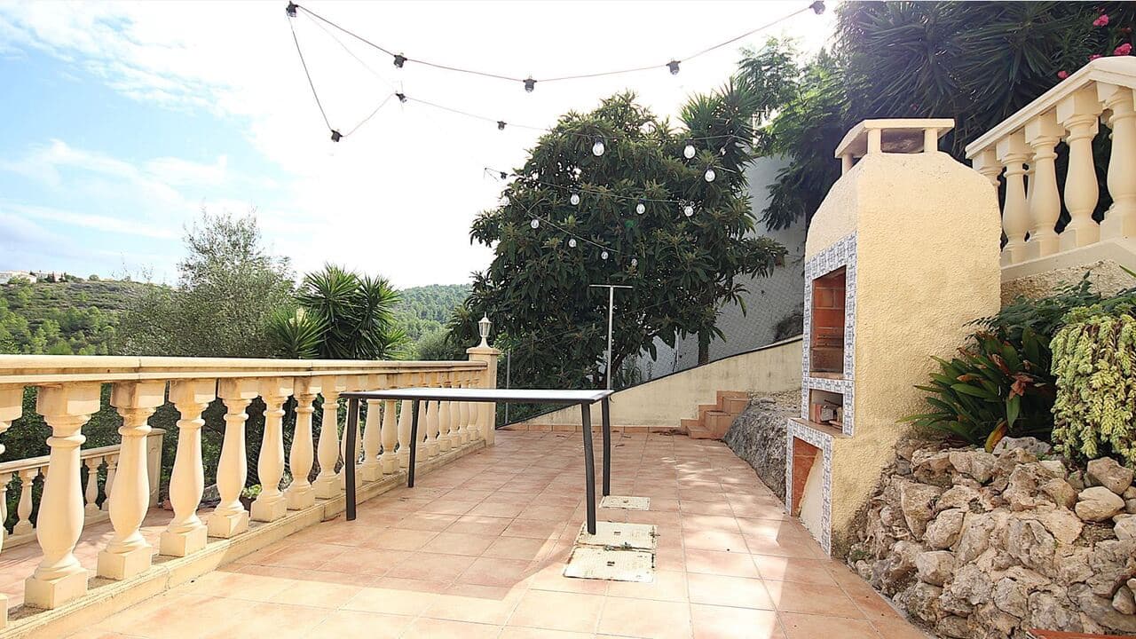 2 quarto Moradia para venda em Orba com piscina garagem - 425 000 € (Ref: 10118135)