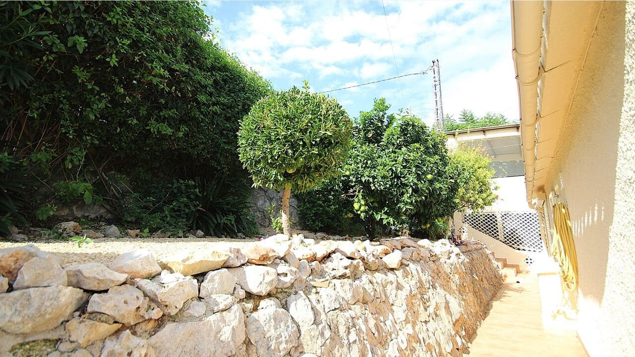 2 quarto Moradia para venda em Orba com piscina garagem - 425 000 € (Ref: 10118135)