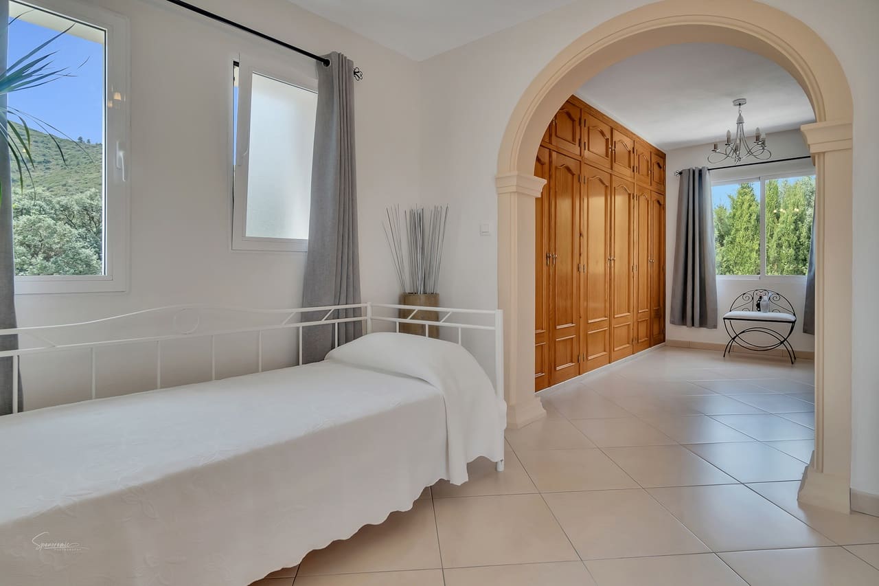 6 chambre Villa/Maison à vendre à Benigembla / Benichembla avec piscine garage - 895 000 € (Ref: 10144938)