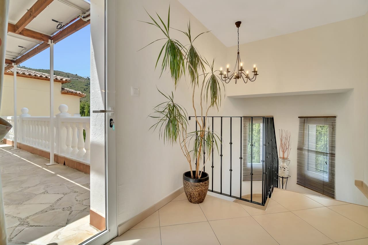 6 chambre Villa/Maison à vendre à Benigembla / Benichembla avec piscine garage - 895 000 € (Ref: 10144938)