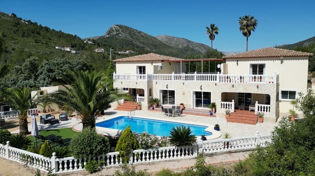 6 chambre Villa/Maison à vendre à Benigembla / Benichembla avec piscine garage - 895 000 € (Ref: 10144938)