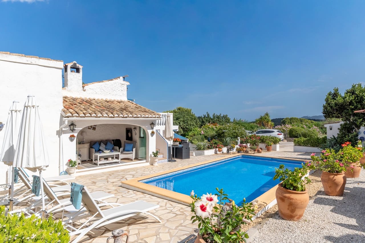 3 soverom Finca/Herregård til salgs i Gata de Gorgos med svømmebasseng garasje - € 760 000 (Ref: 10156817)