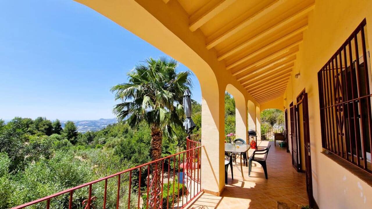 3 bedroom Finca/Country House for sale in Tárbena € 325,000 (Ref