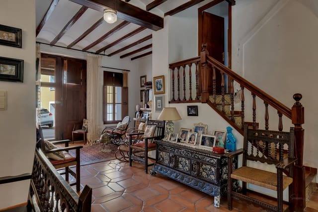 5 bedroom Townhouse for sale in Alcalalí / Alcanalí - € 500,000 (Ref: 7658921)