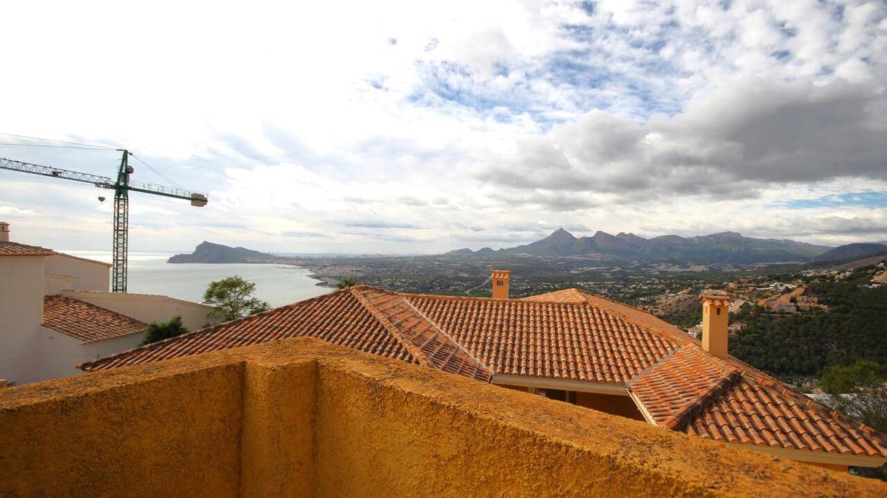 5 slaapkamer Villa te koop in Altea met zwembad garage - € 1.300.000 (Ref: 7883022)