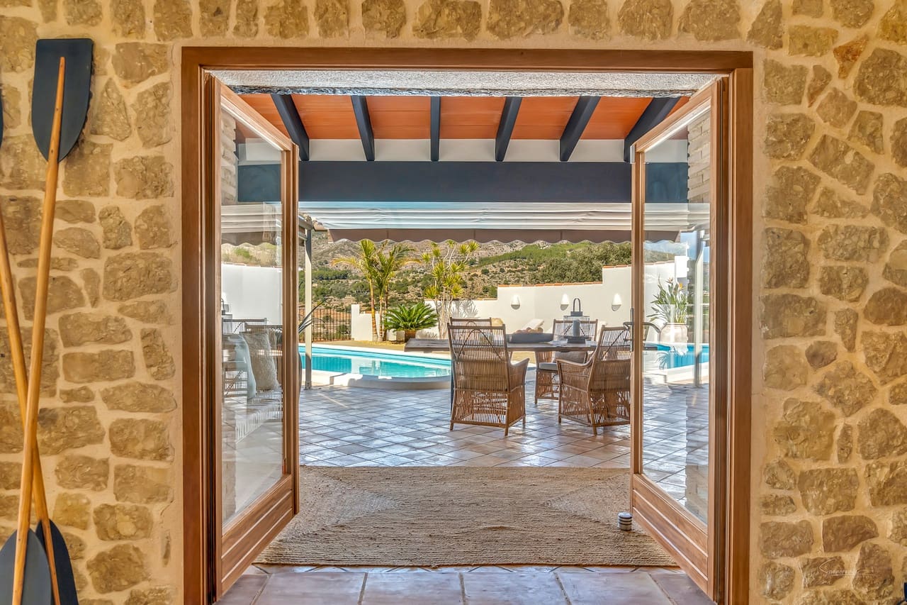 5 soveværelse Villa til salg i Lliber med swimmingpool garage - € 1.300.000 (Ref: 8182311)