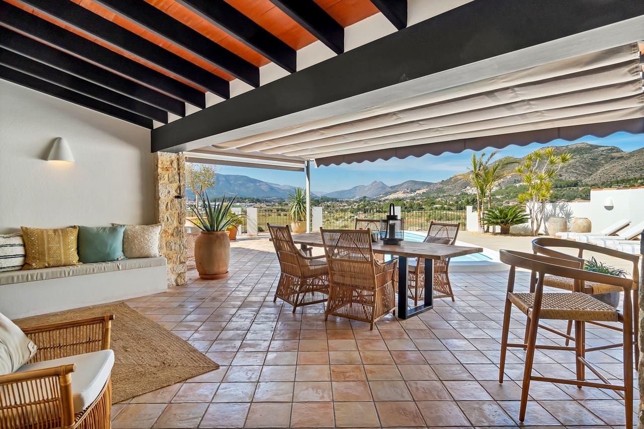 5 soveværelse Villa til salg i Lliber med swimmingpool garage - € 1.300.000 (Ref: 8182311)