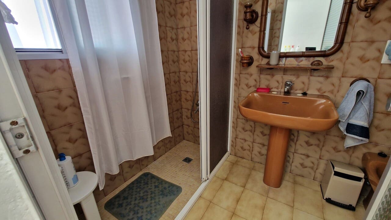 5 bedroom Townhouse for sale in Jalon / Xalo - € 330,000 (Ref: 8288534)