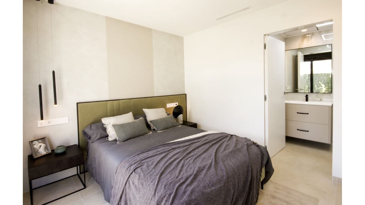 3 soverom Villa til salgs i Ciudad Quesada med svømmebasseng - € 1 150 000 (Ref: 8350017)