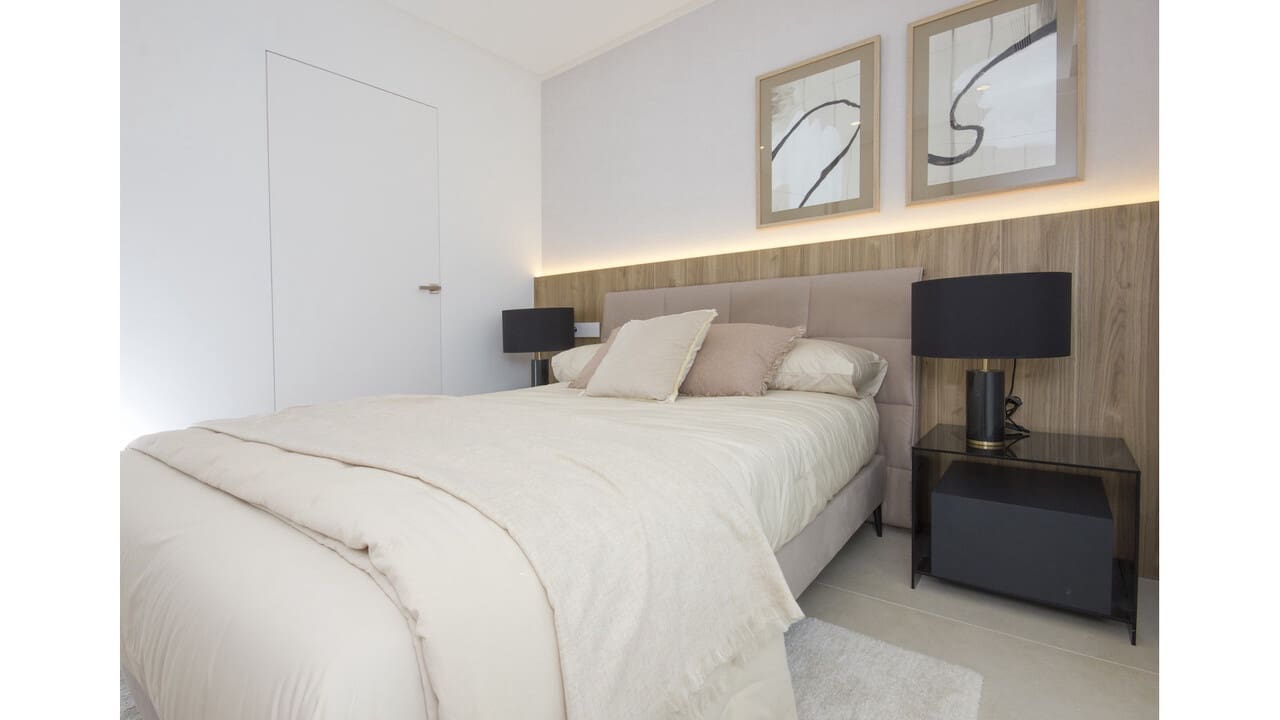 3 soverom Villa til salgs i Ciudad Quesada med svømmebasseng - € 1 150 000 (Ref: 8350017)