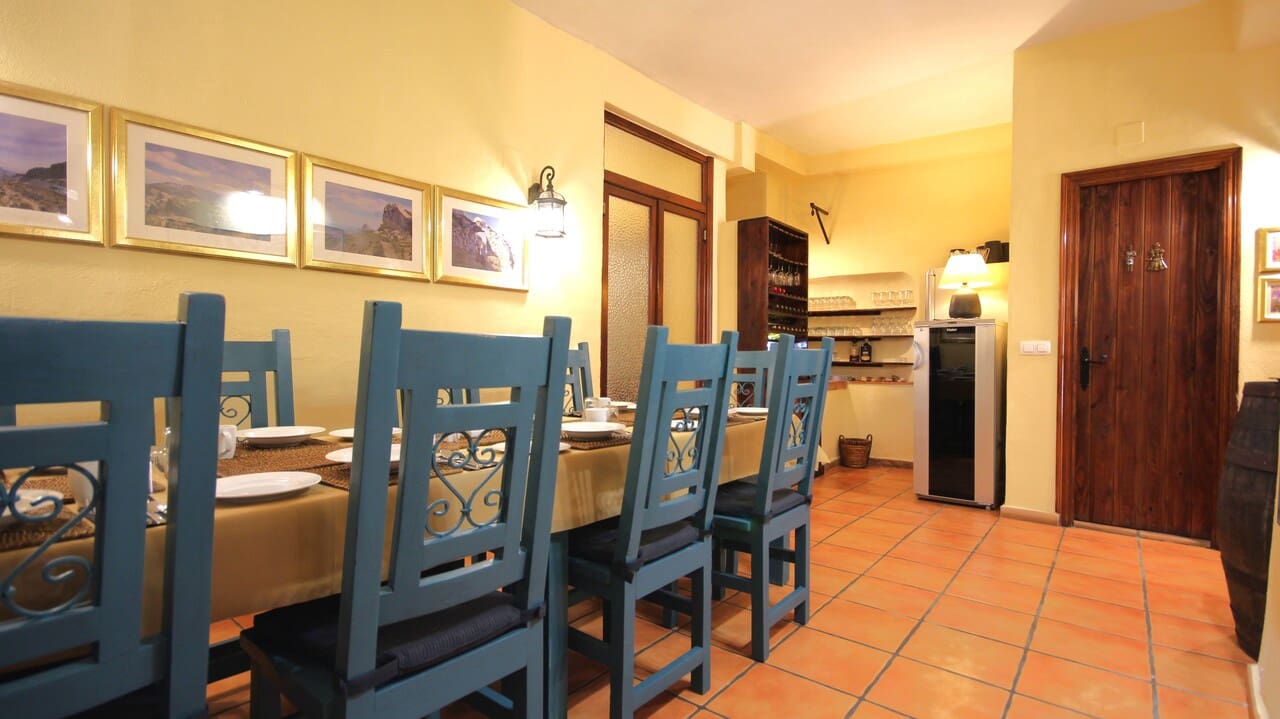 7 bedroom Commercial for sale in Parcent - € 399,000 (Ref: 8364316)