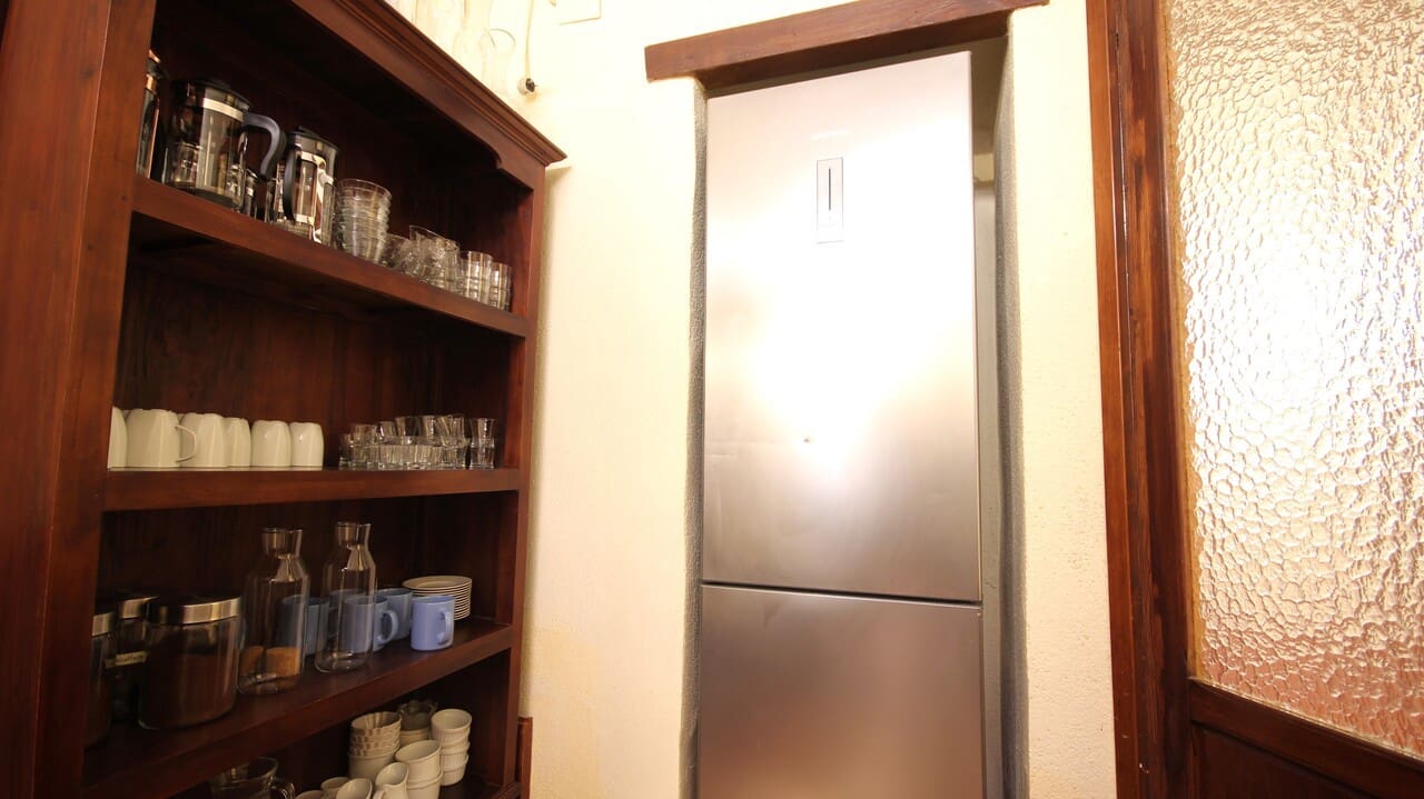 7 bedroom Commercial for sale in Parcent - € 399,000 (Ref: 8364316)