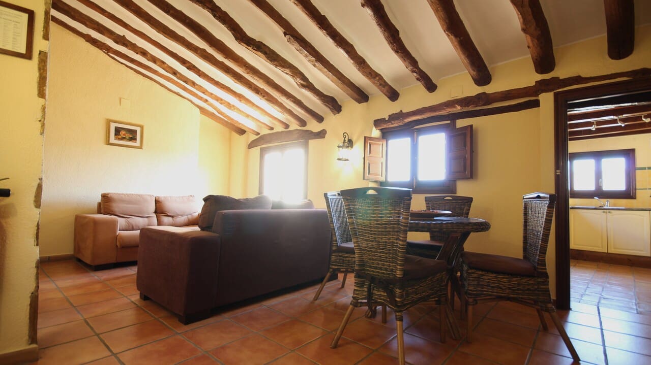 7 bedroom Commercial for sale in Parcent - € 399,000 (Ref: 8364316)