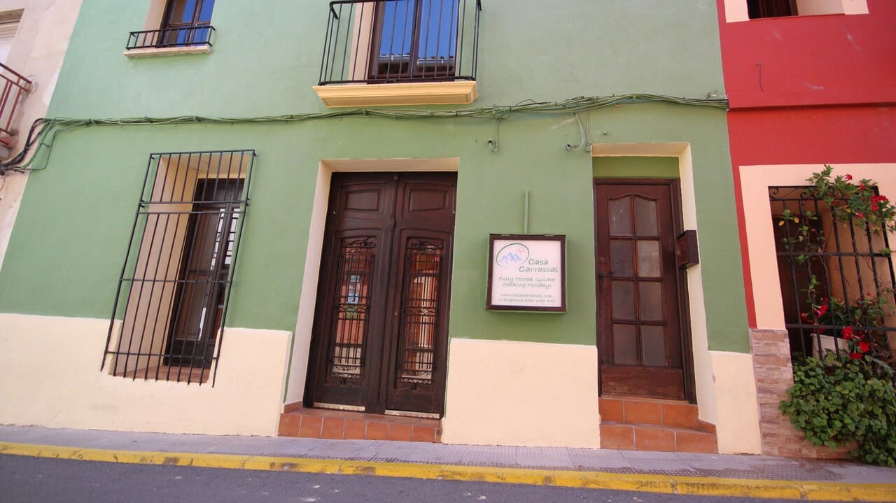 7 bedroom Commercial for sale in Parcent - € 399,000 (Ref: 8364316)