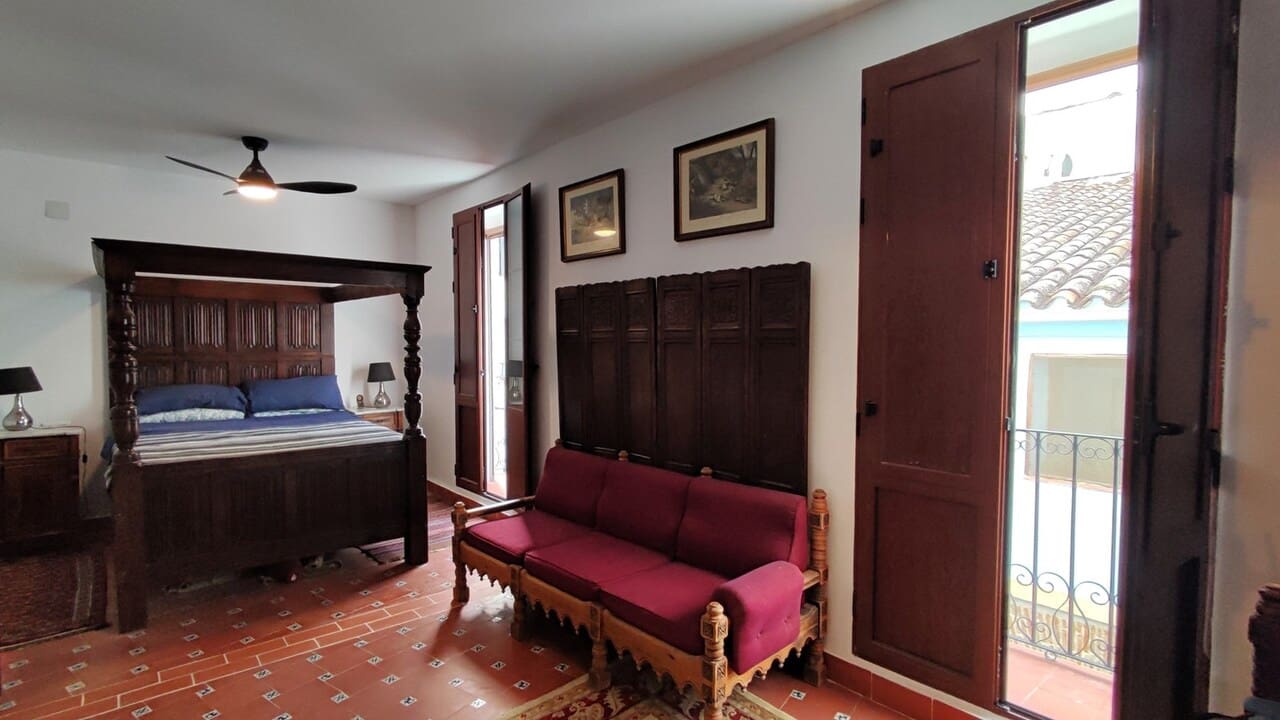 4 Zimmer Haus zu verkaufen in Bolulla mit Pool - 339.000 € (Ref: 8434757)