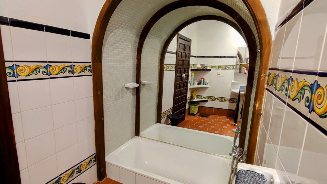 4 Zimmer Haus zu verkaufen in Bolulla mit Pool - 339.000 € (Ref: 8434757)