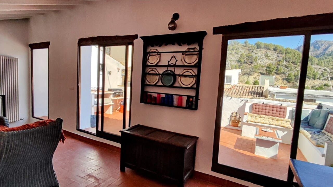 4 Zimmer Haus zu verkaufen in Bolulla mit Pool - 339.000 € (Ref: 8434757)