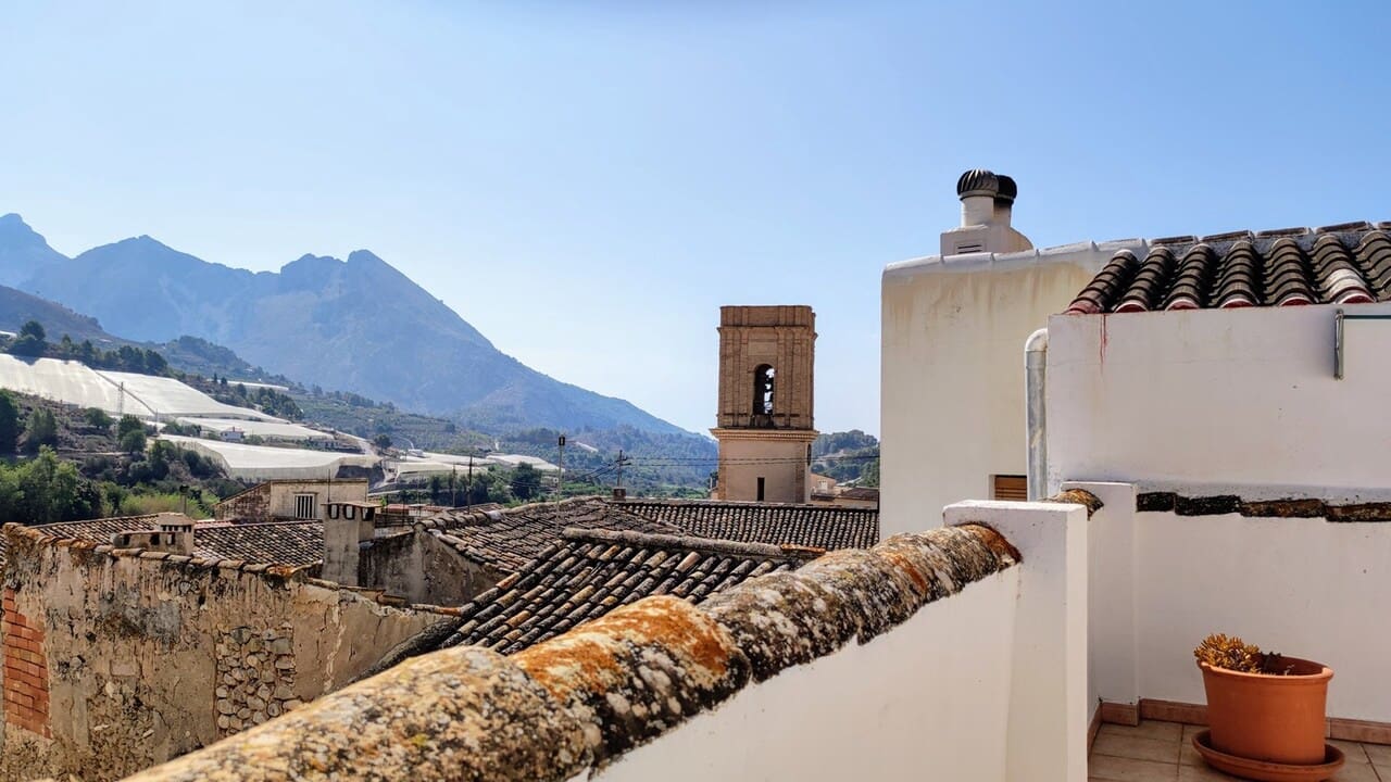 4 Zimmer Haus zu verkaufen in Bolulla mit Pool - 339.000 € (Ref: 8434757)