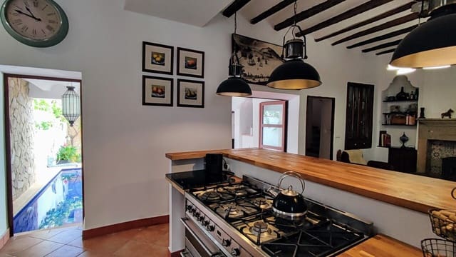 4 sovrum Hus till salu i Bolulla med pool - 339 000 € (Ref: 8434757)