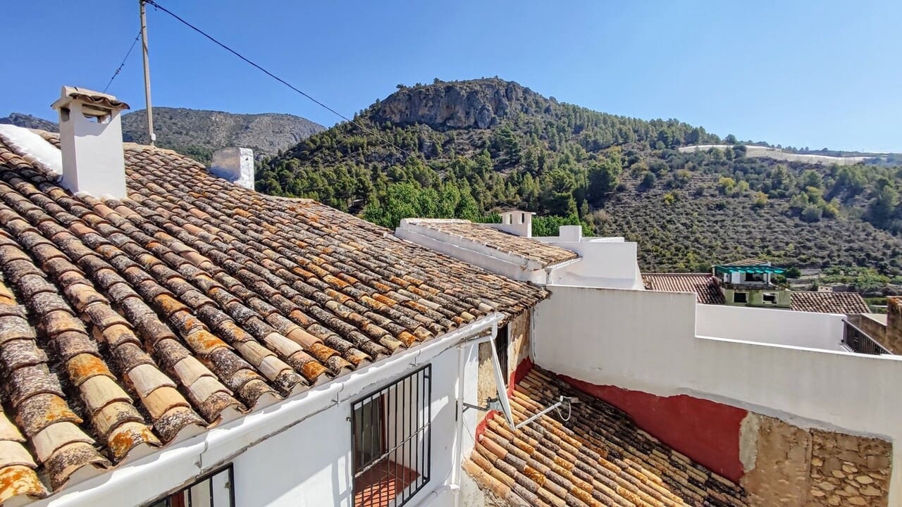 4 Zimmer Haus zu verkaufen in Bolulla mit Pool - 339.000 € (Ref: 8434757)