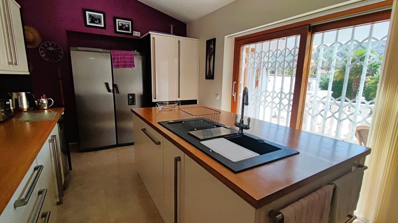 3 soverom Finca/Herregård til salgs i Jalon / Xalo med garasje - € 599 000 (Ref: 8479575)