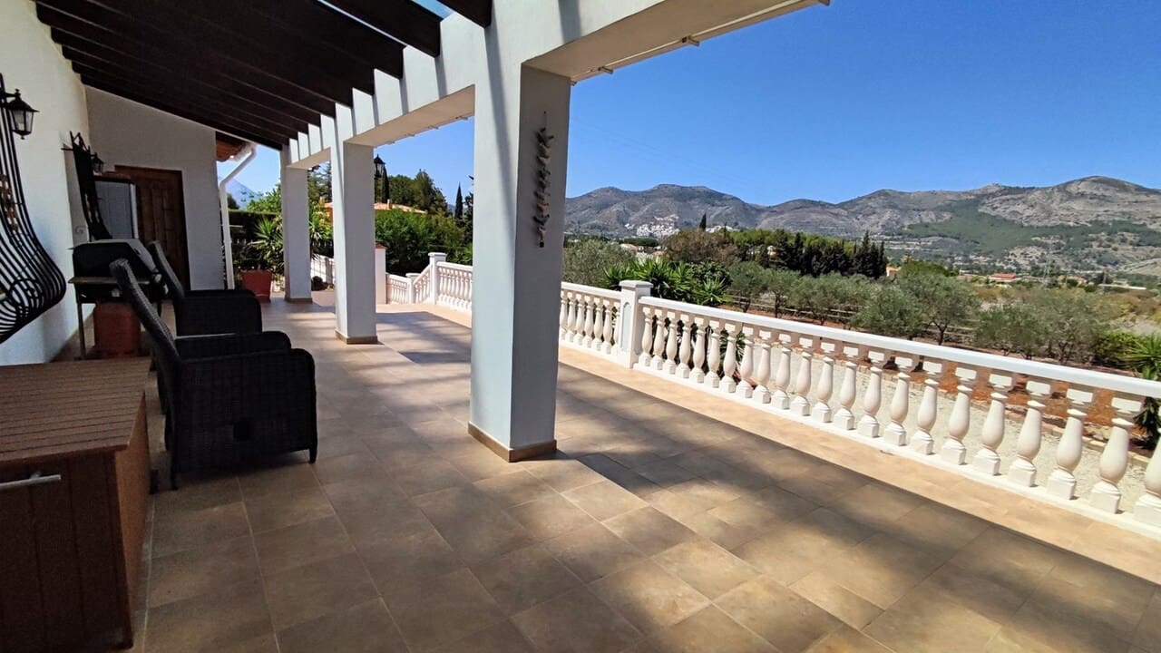 3 soverom Finca/Herregård til salgs i Jalon / Xalo med garasje - € 599 000 (Ref: 8479575)