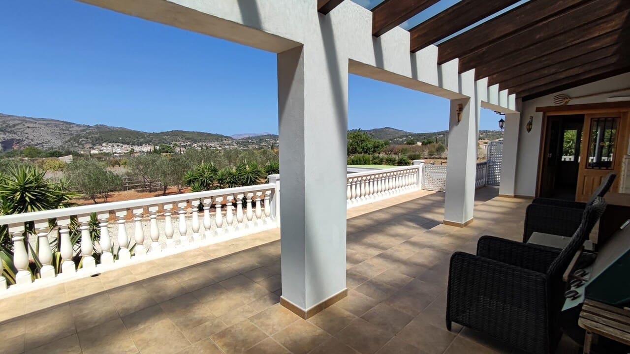 3 soverom Finca/Herregård til salgs i Jalon / Xalo med garasje - € 599 000 (Ref: 8479575)