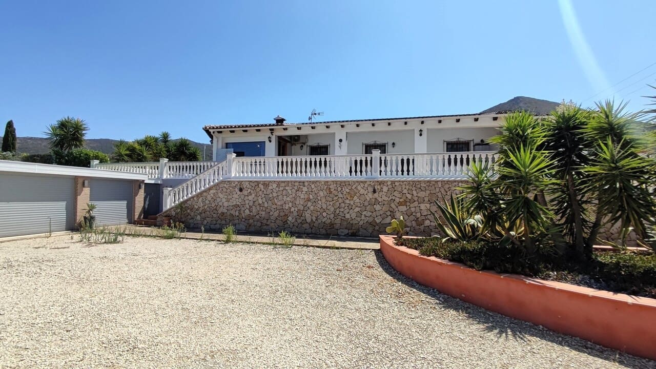 3 soverom Finca/Herregård til salgs i Jalon / Xalo med garasje - € 599 000 (Ref: 8479575)