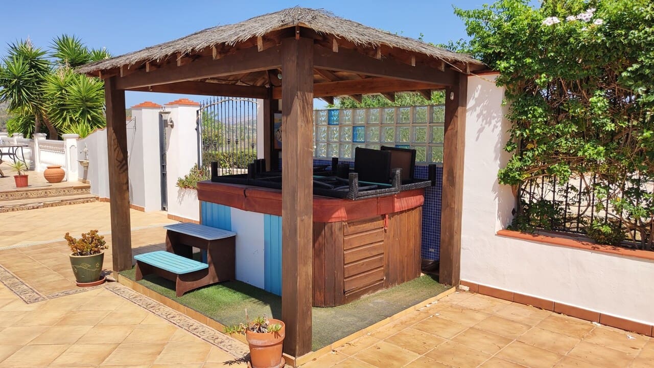 3 soverom Finca/Herregård til salgs i Jalon / Xalo med garasje - € 599 000 (Ref: 8479575)