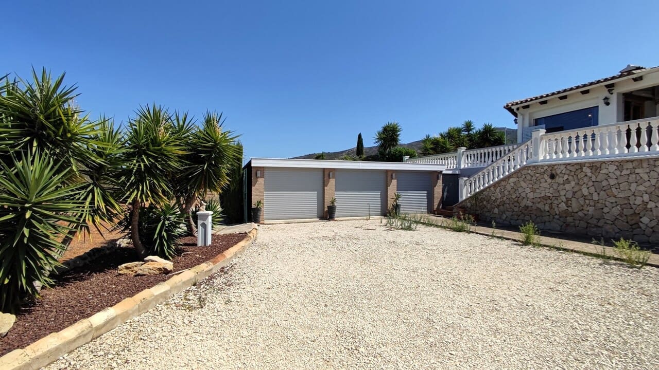 3 soverom Finca/Herregård til salgs i Jalon / Xalo med garasje - € 599 000 (Ref: 8479575)