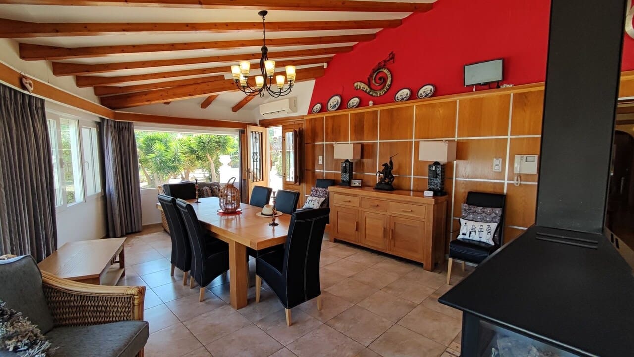 3 soverom Finca/Herregård til salgs i Jalon / Xalo med garasje - € 599 000 (Ref: 8479575)