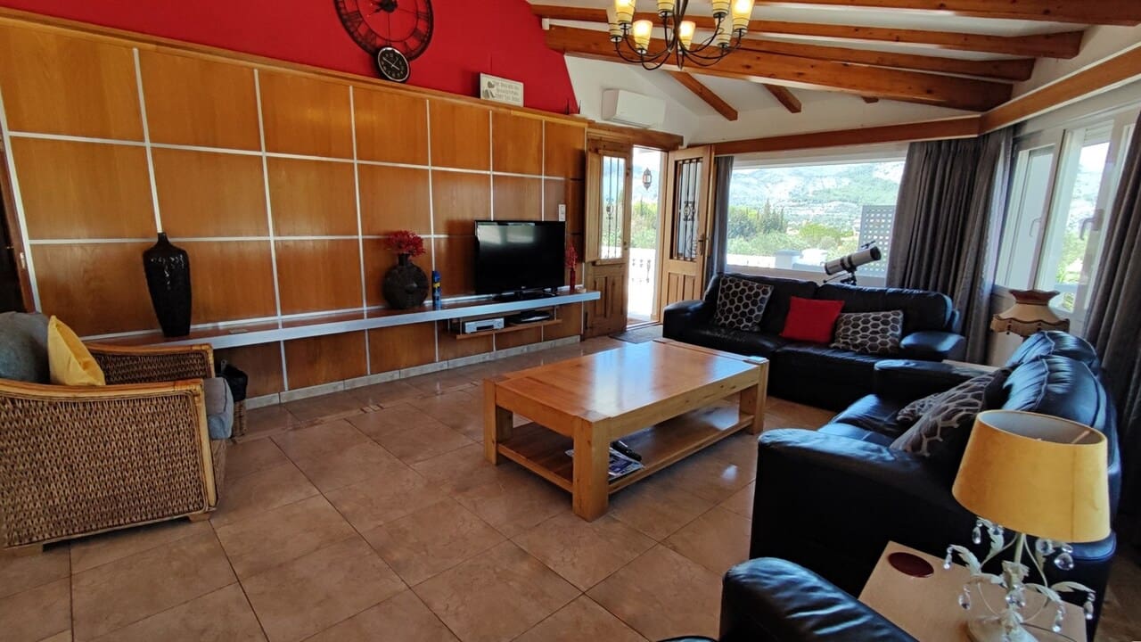 3 soverom Finca/Herregård til salgs i Jalon / Xalo med garasje - € 599 000 (Ref: 8479575)