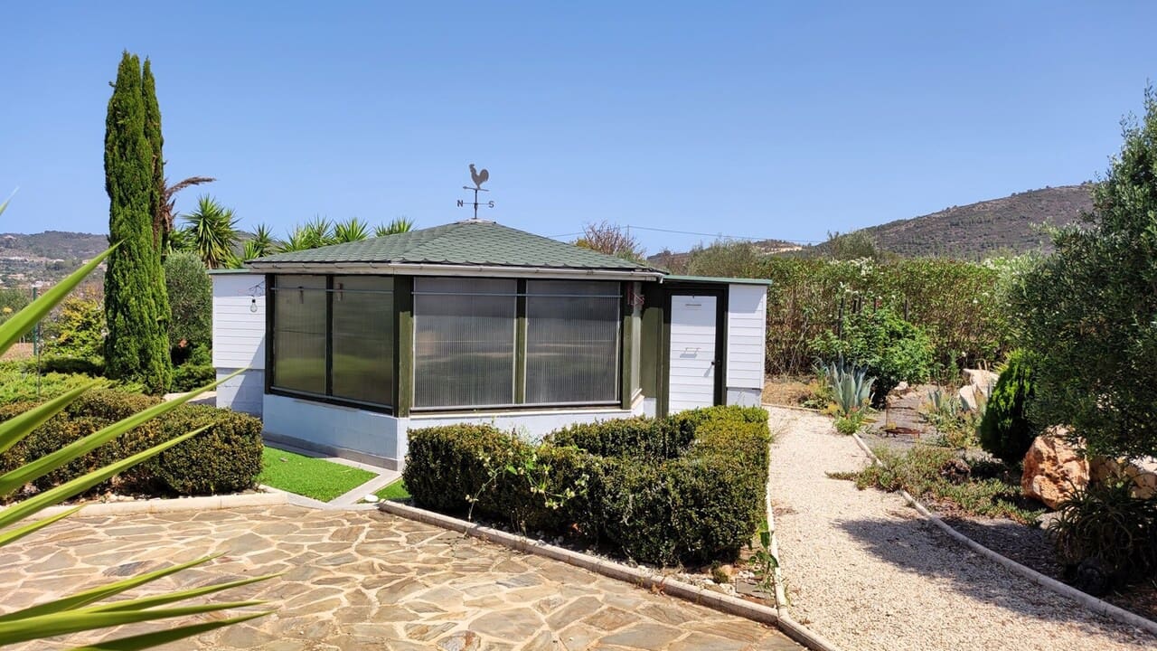 3 soverom Finca/Herregård til salgs i Jalon / Xalo med garasje - € 599 000 (Ref: 8479575)