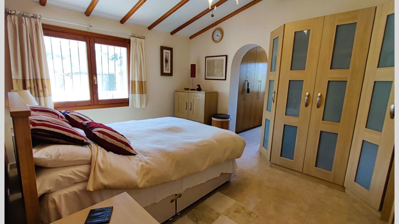 3 soverom Finca/Herregård til salgs i Jalon / Xalo med garasje - € 599 000 (Ref: 8479575)