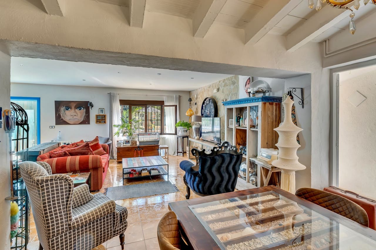 5 bedroom Villa for sale in Castell de Castells with pool - € 545,000 (Ref: 8559074)