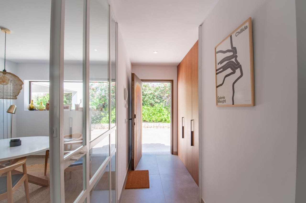 4 bedroom Villa for sale in Moraira with pool - € 1,975,000 (Ref: 8669096)