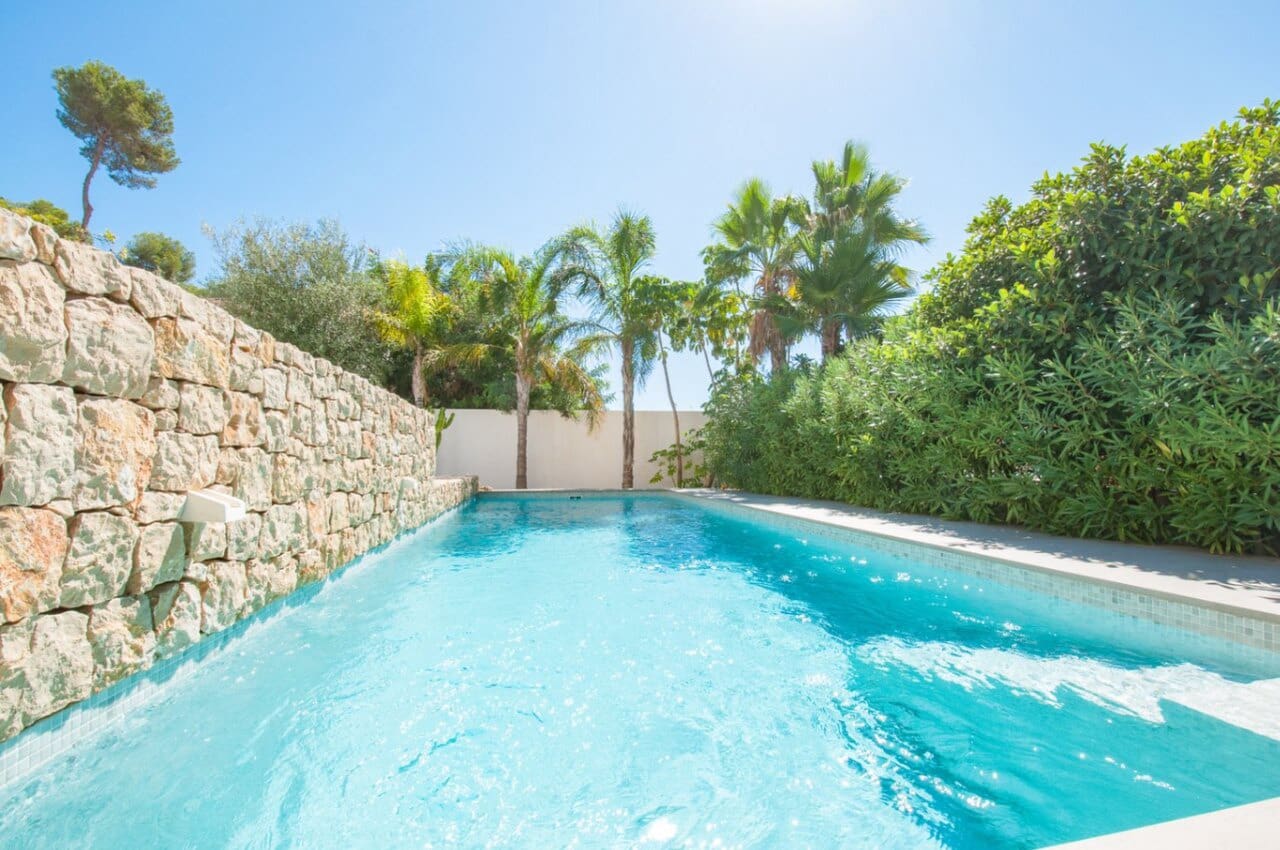 4 bedroom Villa for sale in Moraira with pool - € 1,975,000 (Ref: 8669096)