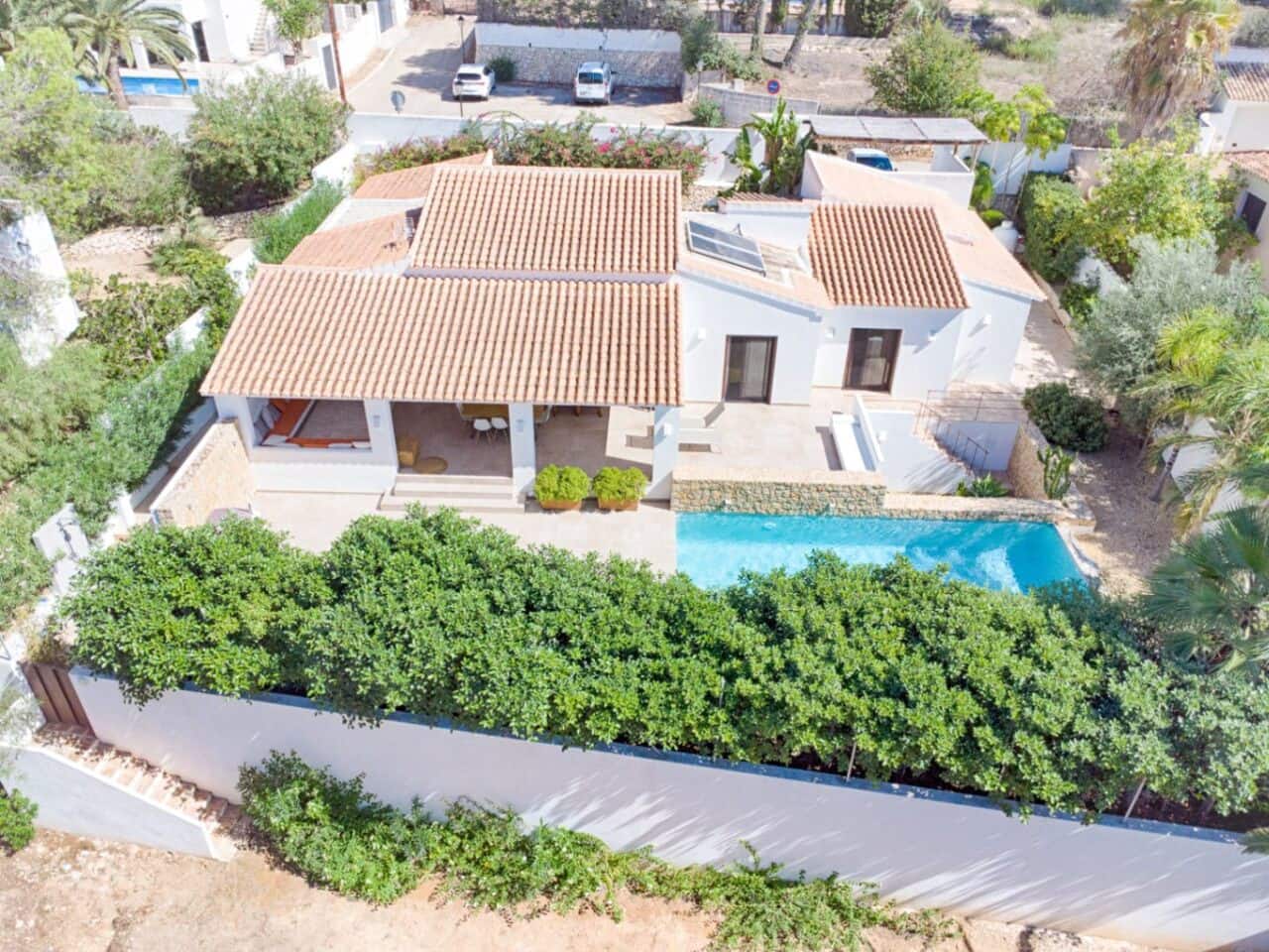 4 bedroom Villa for sale in Moraira with pool - € 1,975,000 (Ref: 8669096)