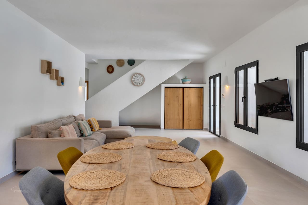 4 makuuhuone Maalaistalo myytävänä paikassa Benissa mukana uima-altaan 
autotalli - 1 095 000 € (Ref: 8681041)