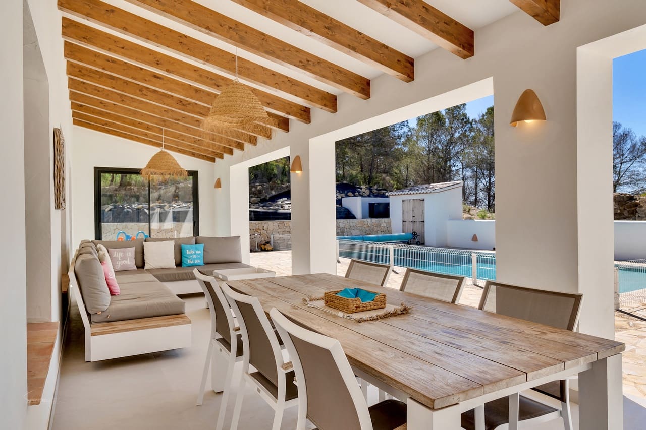 4 makuuhuone Maalaistalo myytävänä paikassa Benissa mukana uima-altaan 
autotalli - 1 095 000 € (Ref: 8681041)