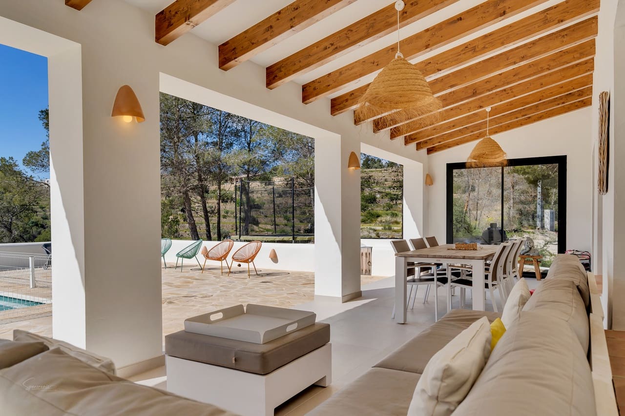 4 makuuhuone Maalaistalo myytävänä paikassa Benissa mukana uima-altaan 
autotalli - 1 095 000 € (Ref: 8681041)