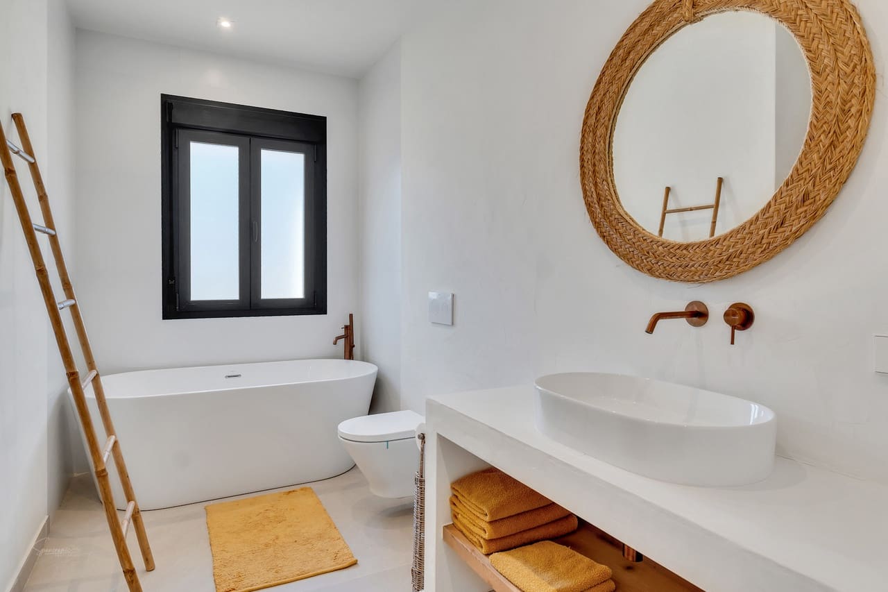 4 makuuhuone Maalaistalo myytävänä paikassa Benissa mukana uima-altaan 
autotalli - 1 095 000 € (Ref: 8681041)