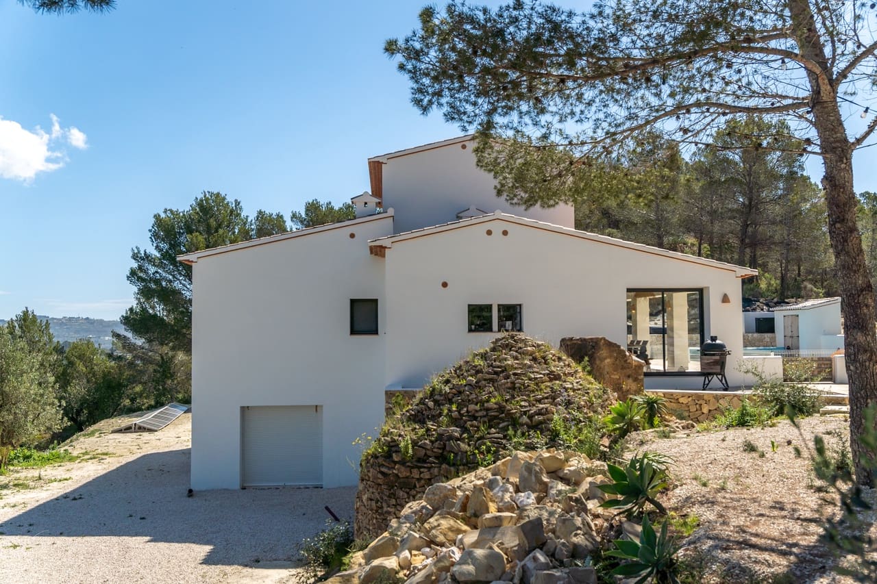 4 makuuhuone Maalaistalo myytävänä paikassa Benissa mukana uima-altaan 
autotalli - 1 095 000 € (Ref: 8681041)